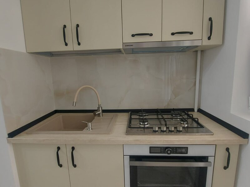 Berceni, Popesti Leordeni, str. Biruintei, 3 minute metrou